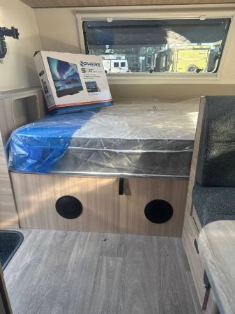 2025 Jayco Discovery Caravan 19.61-3.OB.DY-MY25 image