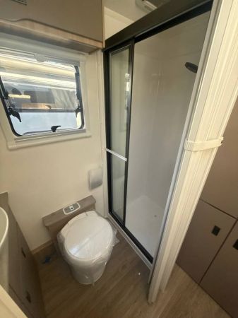 2025 Jayco Discovery Caravan 19.61-3.OB.DY-MY25 image