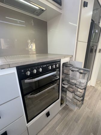 2022 Essential Grant Cruiser Caravan image