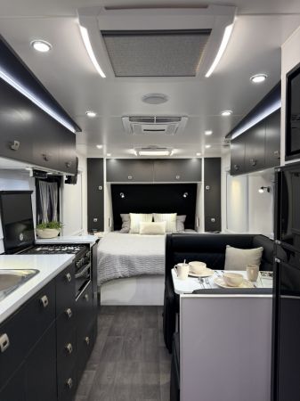 **** Reduced Price *** 2023 Design RV Forerunner Caravan image