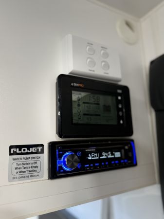 **** Reduced Price *** 2023 Design RV Forerunner Caravan image