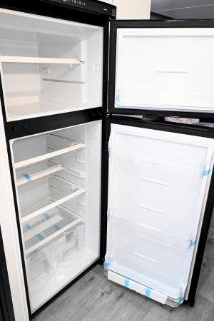 2025 Royal Flair Razor Xt 17'6-1 Caravan image