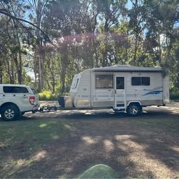 2014 VANGUARD ALBANY Semi Off Road Caravan image