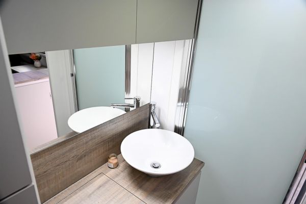 2025 Design RV Odyssey V5-2 Caravan image