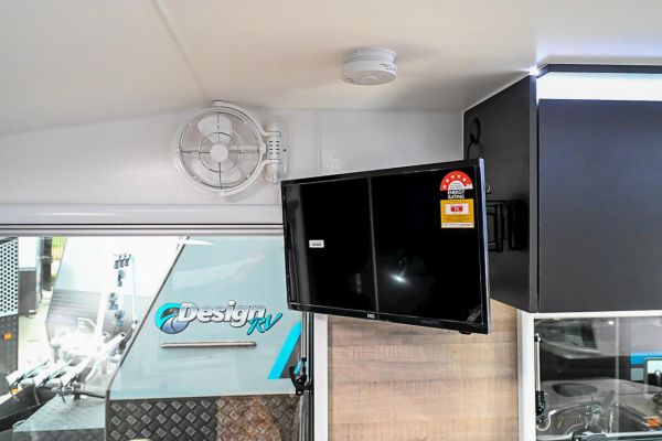 2025 Design RV Odyssey V7 Caravan image