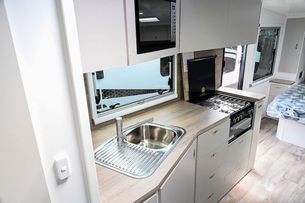 2025 Design RV Getaway V7-7 Caravan image