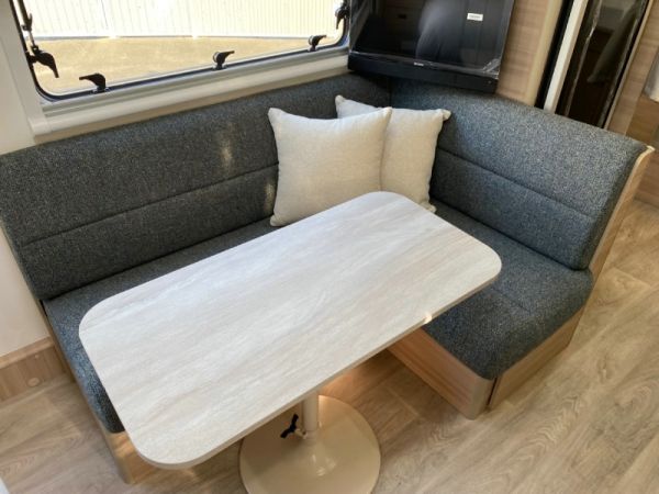 2025 Jayco Discovery Pop Top 16.67-5.DY-MY25 image