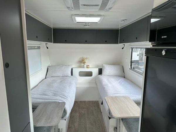 2025 Jayco Starcraft Caravan 15.48-7.BP.SC-MY25 image