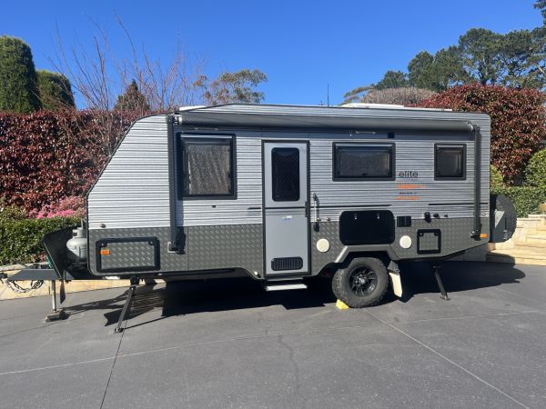 2015 ELITE Goulburn RZ Series 2 Off Road Caravan image