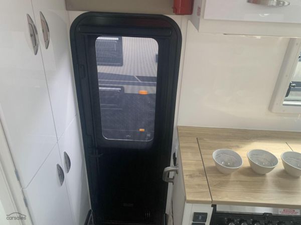 2025 Supreme 2000_R_K1E1_T Classic Tourer 20' image