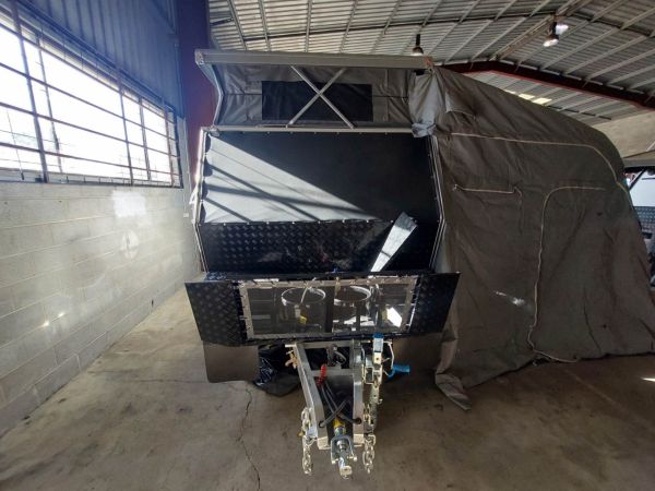 2023 Sunshine Trail Classic 13' Pop Top 4 Caravan image