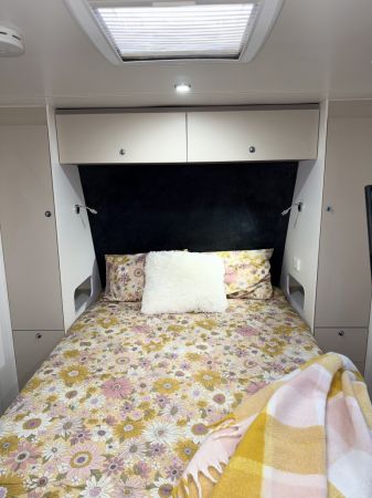 2023 Jayco Starcraft 19-61.2 Caravan image