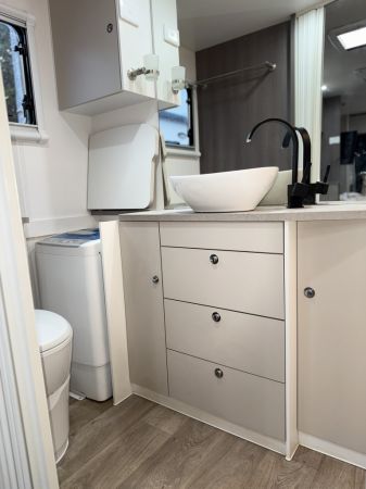 2023 Jayco Starcraft 19-61.2 Caravan image