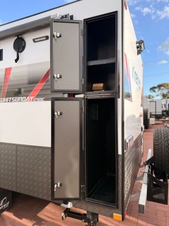 2022 Retreat WHITSUNDAY Caravan image