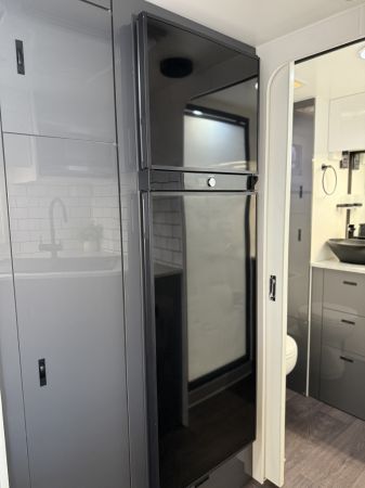 2022 Retreat WHITSUNDAY Caravan image