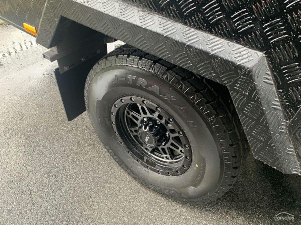 2025 Supreme 1560_C_K1E3_S Territory Hybrid 15'6 image