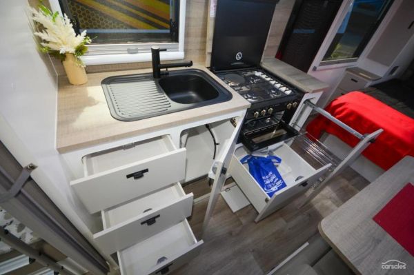 2025 Design RV Odyssey F1-5 image