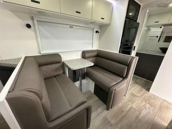 2025 Design RV Crx V1-1 image