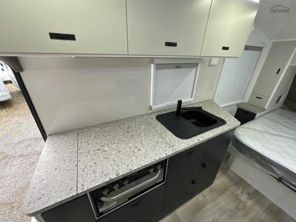 2025 Design RV Crx V1-1 image