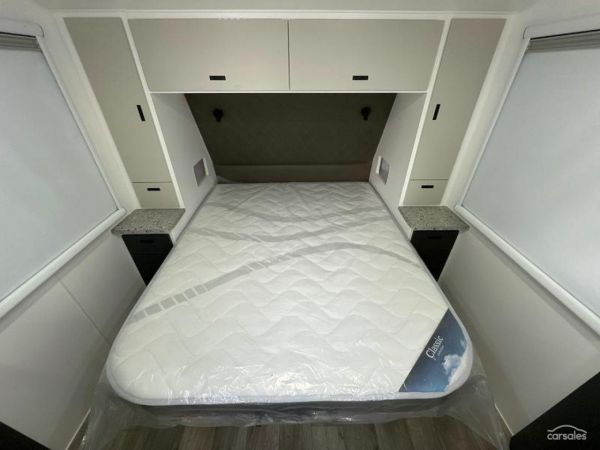 2025 Design RV Crx V1-1 image