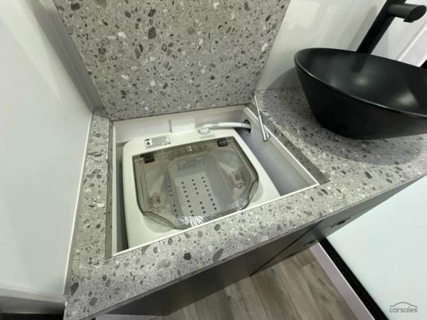 2025 Design RV Crx V1-1 image