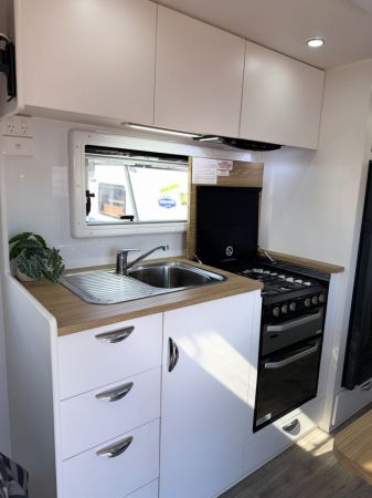 2024 Nextgen Se21 Family Off Road Caravan image