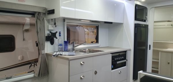 2025 Olympic Marathon 176 ensuite Caravan image