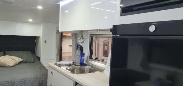 2025 Olympic Marathon 176 ensuite Caravan image