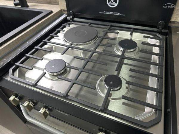 2025 Design RV Stryker 161-X image