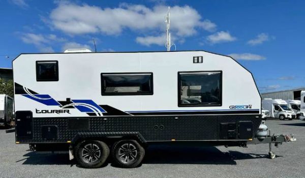 2023 Goodlife RV Tourer 19Md Caravan 19' ANGLE KITCHEN image