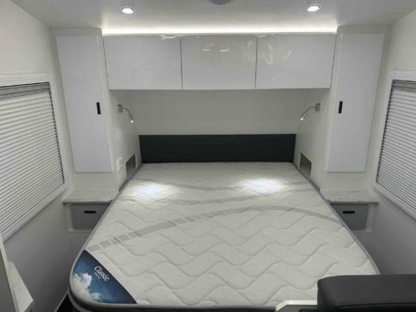 2023 Goodlife RV Tourer 19Md Caravan 19' ANGLE KITCHEN image