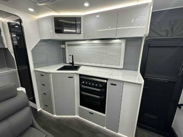 2023 Goodlife RV Tourer 19Md Caravan 19' ANGLE KITCHEN image