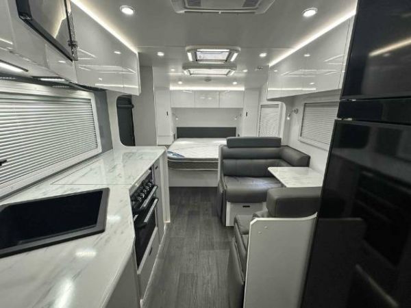 2023 Goodlife RV Tourer 19Md Caravan 19' ANGLE KITCHEN image