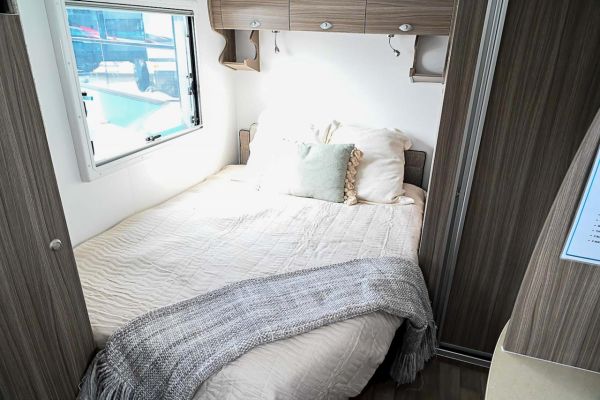 2025 Avan Aspire 499 Bunk Caravan image