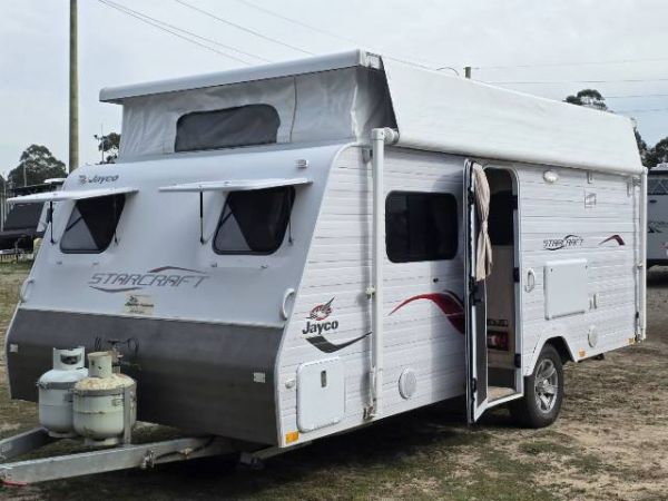2016 Jayco Starcraft 16.67 Pop Top SINGLE BEDS image