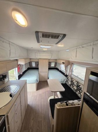 2016 Jayco Starcraft 16.67 Pop Top SINGLE BEDS image