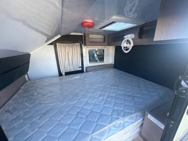 2025 Jayco J-Pod Camper Trailer JPOD.X.OB-MY25 image