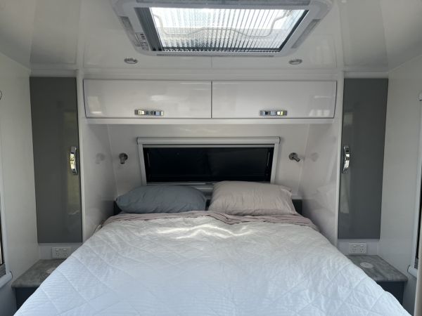 2024 Snowy River SRC-21S Slide Out Caravan image