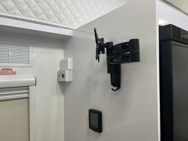 2025 Snowy River Caravans SRP-18F Caravan image