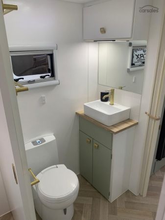 2025 Design RV Forerunner Van 10, 22'10'' image