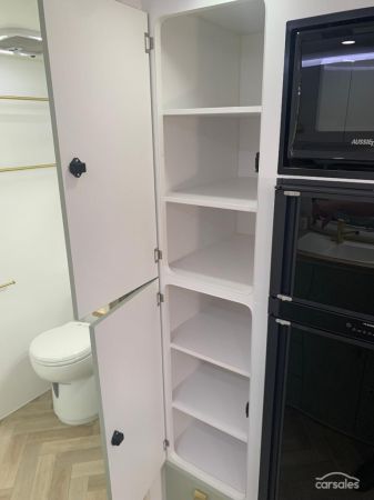 2025 Design RV Forerunner Van 10, 22'10'' image