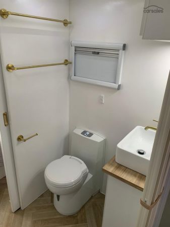 2025 Design RV Forerunner Van 10, 22'10'' image