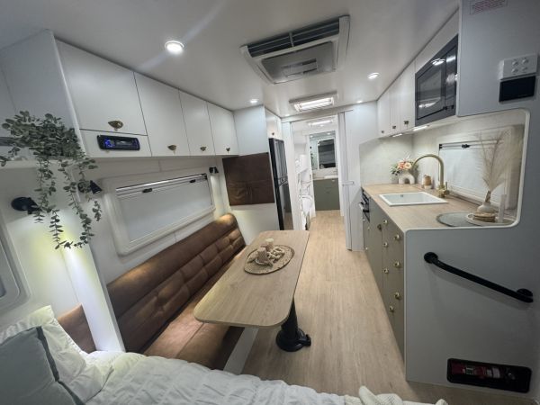 2025 Newlands Tourister 720STL Caravan image