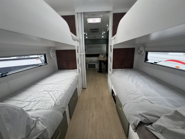 2025 Newlands Tourister 720STL Caravan image