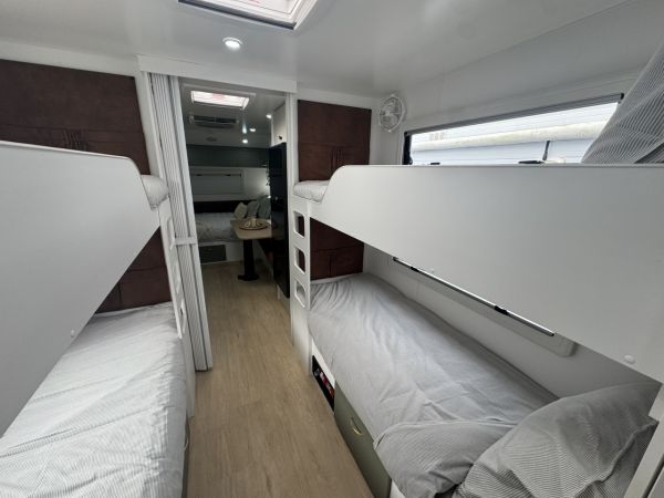 2025 Newlands Tourister 720STL Caravan image