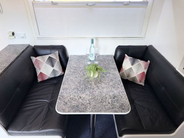 *** Sold *** 2014 Sunland Caravans Patriot Se Caravan image