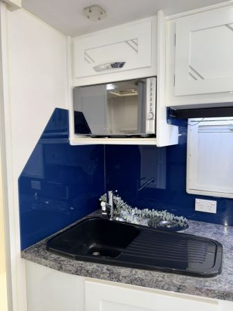 *** Sold *** 2014 Sunland Caravans Patriot Se Caravan image