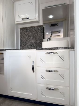 *** Sold *** 2014 Sunland Caravans Patriot Se Caravan image