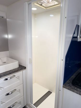 *** Sold *** 2014 Sunland Caravans Patriot Se Caravan image