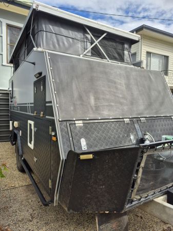 2021 Long Haul Trailers TREX13 Ensuite Hybrid Pop Top image